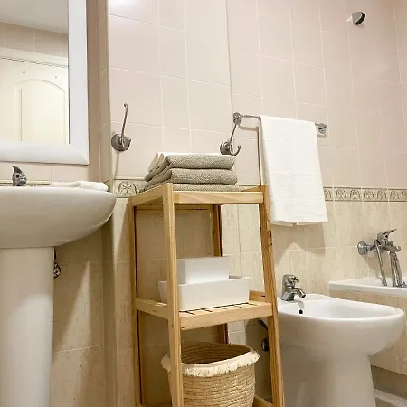 Costal Breeze Апартаменты *